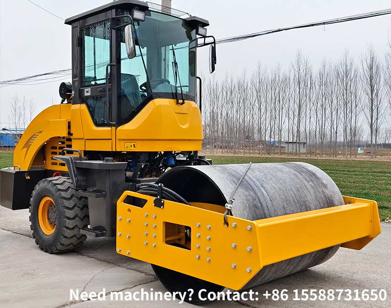 What are the respective operational advantages of single-drum rollers and double-drum rollers?