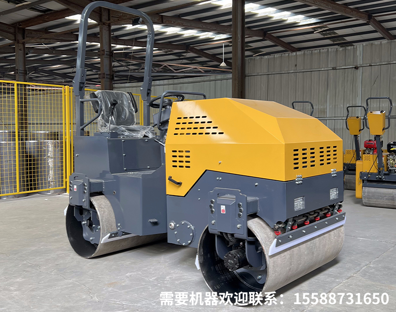 压路机的碾压速度、碾压遍数与压实度的关系是什么？