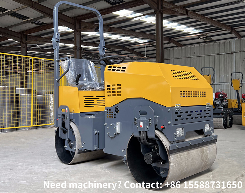 How to Avoid Quality Defects Such as Shoving, Peeling, and Cracking When Rollers Compact Asphalt Pavements?