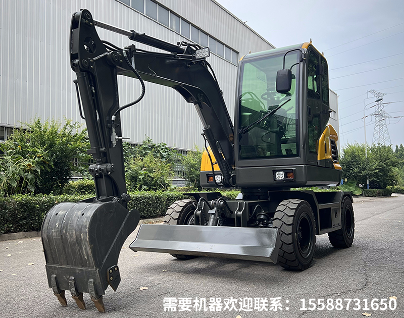 履带挖掘机与轮式挖掘机的维修便利性哪个更高？