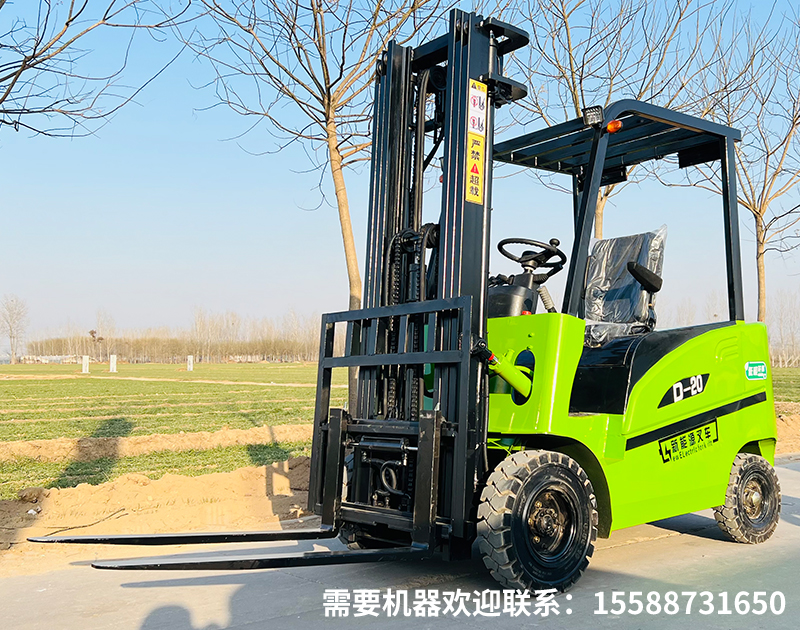 电动叉车在低温环境下作业，电池容量衰减幅度有多大，如何进行保温防护？