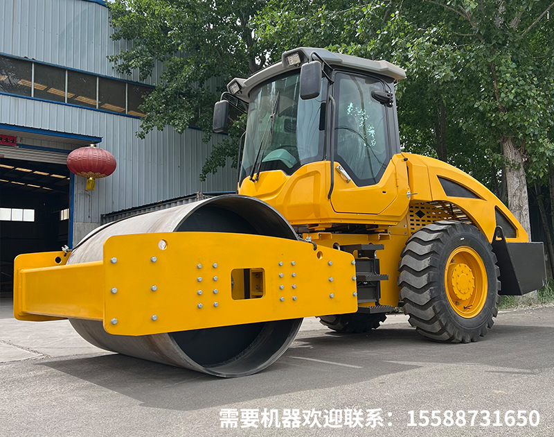 单钢轮压路机主要适用于什么施工场景？