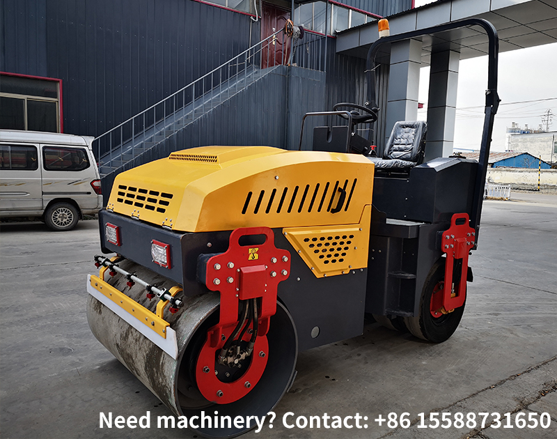 What are the functions and advantages of a pneumatic tired roller?